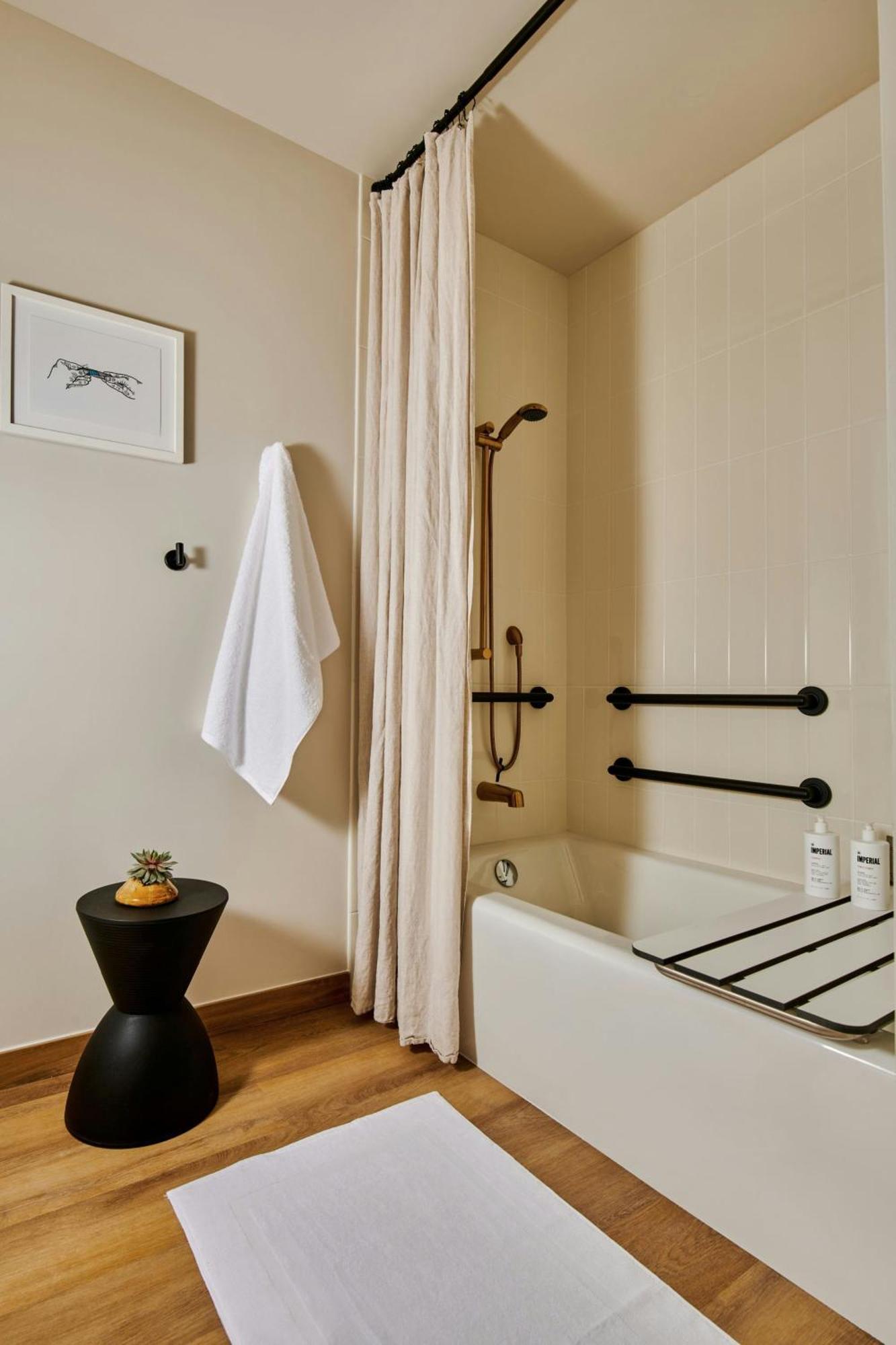 Hollywood Volume, A Tribute Portfolio Hotel 洛杉矶 外观 照片