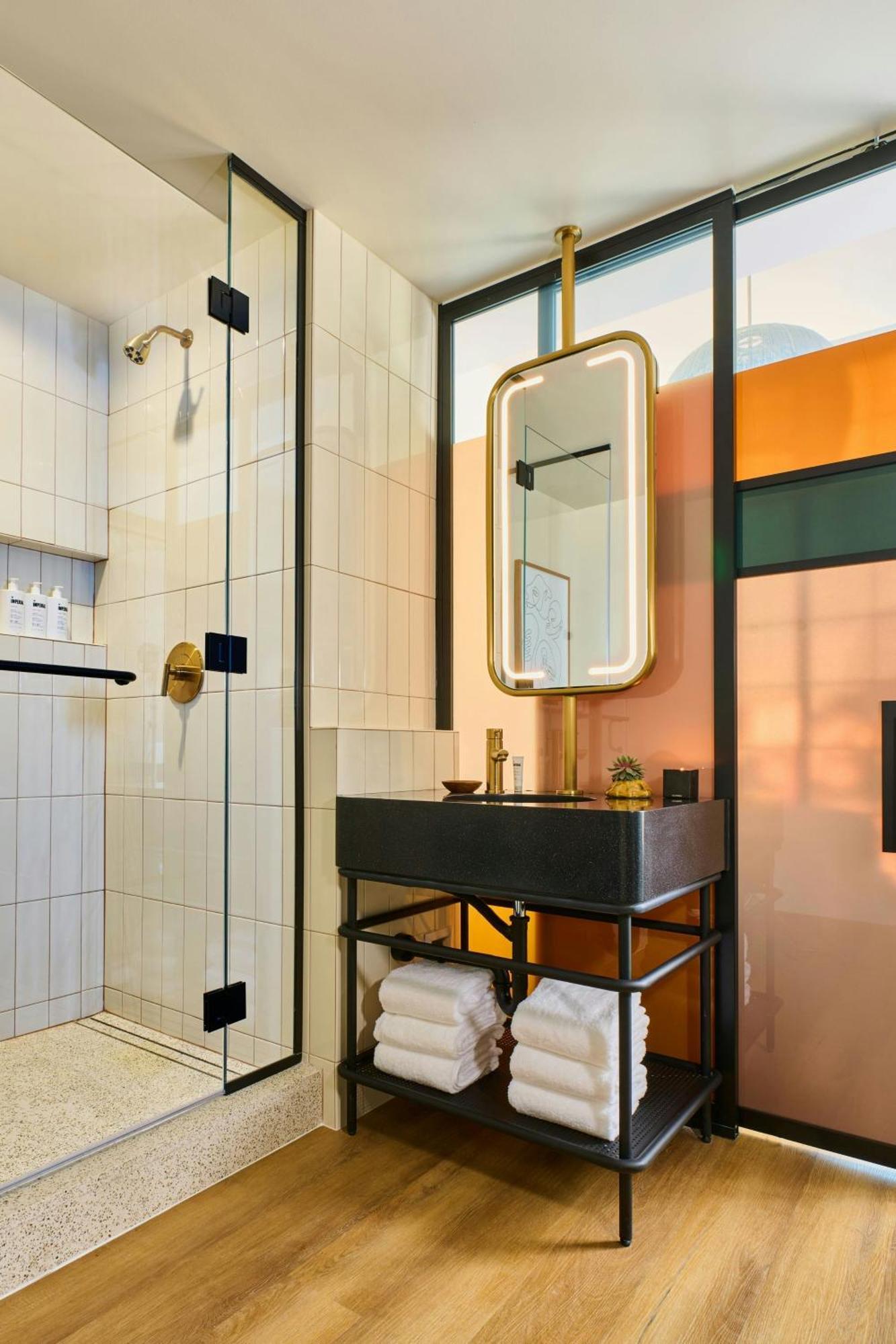 Hollywood Volume, A Tribute Portfolio Hotel 洛杉矶 外观 照片